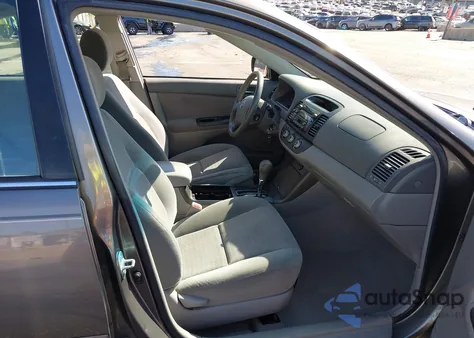 2005 Toyota Camry Le из США, поврежденный, VIN 4T1BE32K15U539569